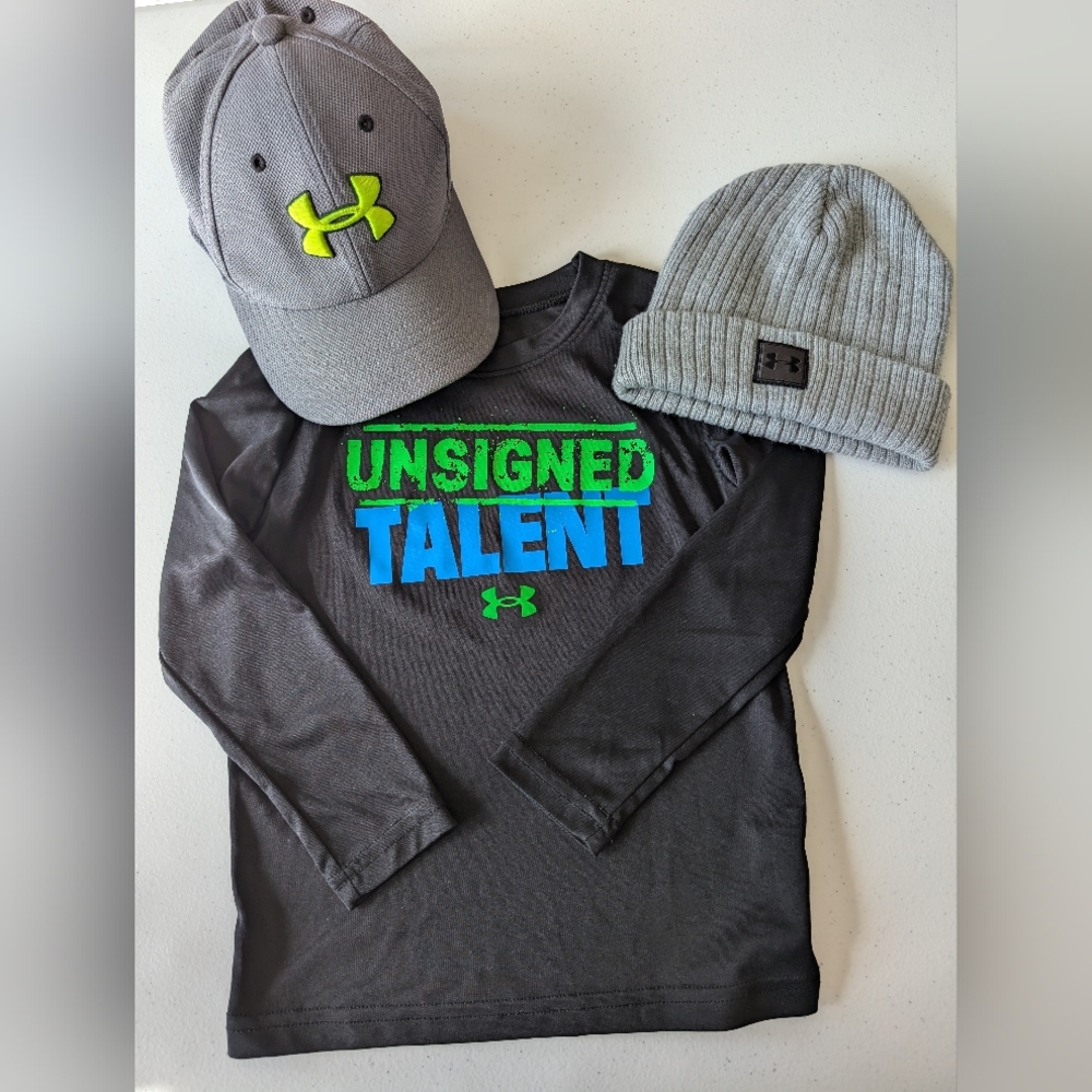 Boys Under Armour Lot-Size 4 & 4-6 years- long sleeve shirt and hats